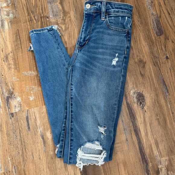 American Eagle Outfitters Ripped Blue Jeans - Picture 3 of 4